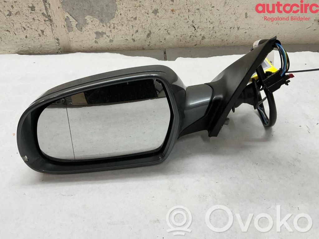 Audi A4 S4 B8 8K Elektryczne lusterko boczne drzwi przednich 
