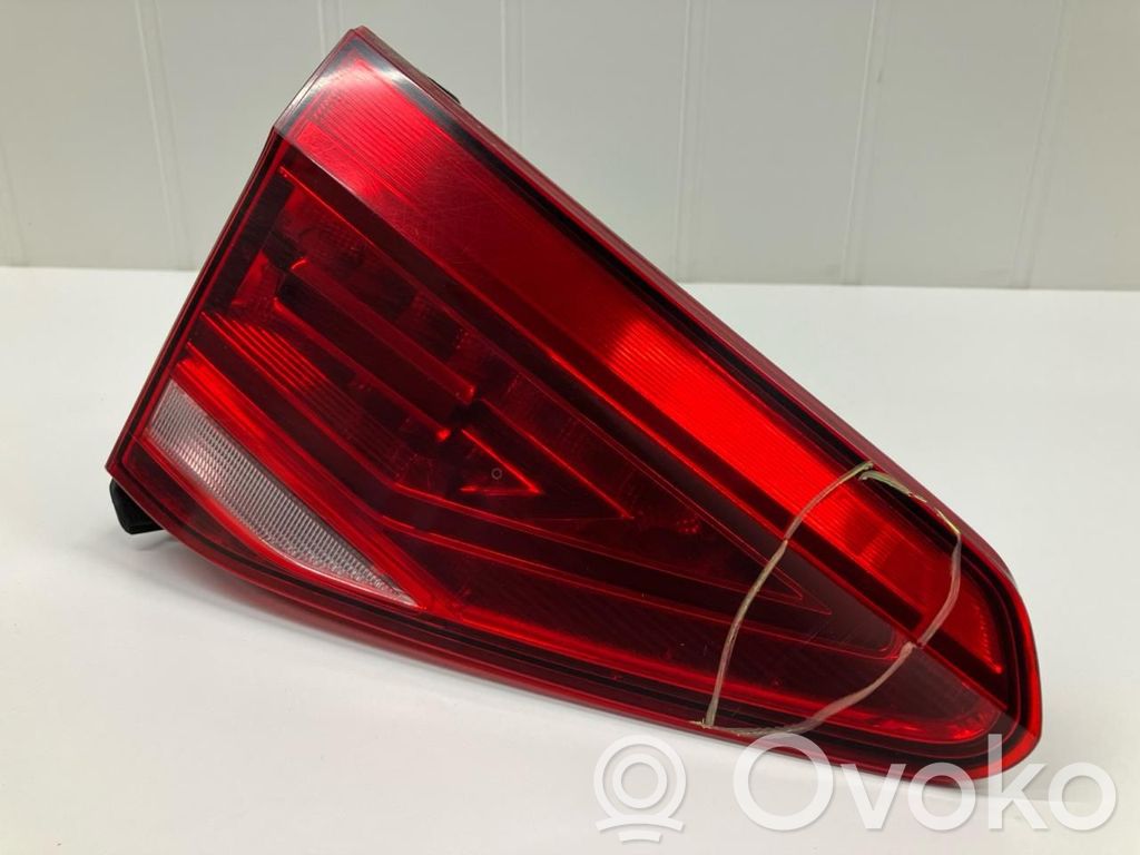 Volkswagen Touran III Lampa tylna
