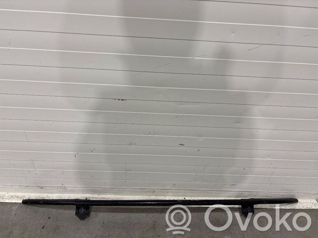 KIA Niro Etupuskurin tukipalkki 