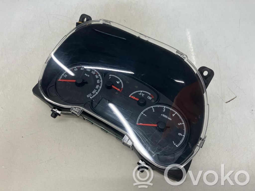 Opel Combo D Speedometer (instrument cluster) 