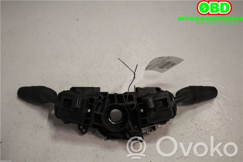 Honda CR-V Interruttore/pulsante di controllo multifunzione