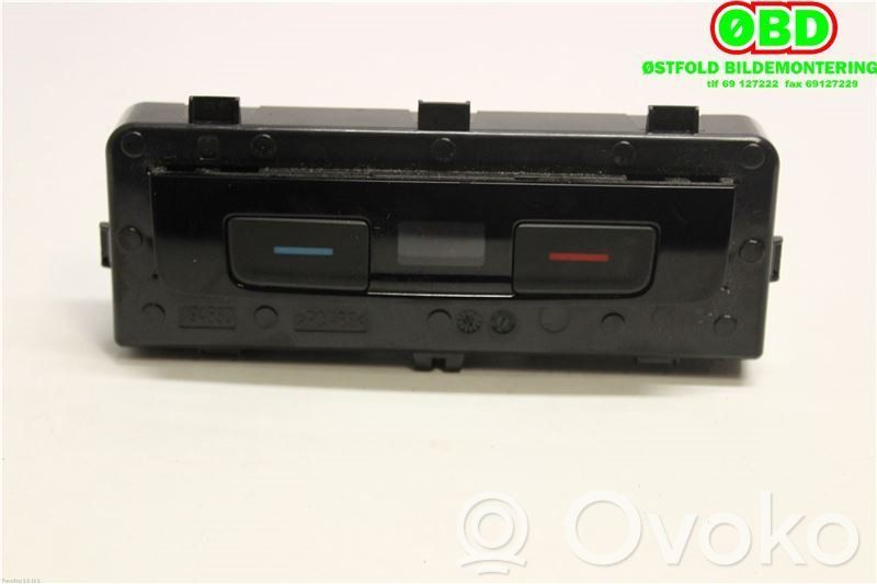 Volkswagen PASSAT B8 Console centrale, commande chauffage/clim 