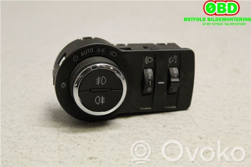 Light switch   95297422,96989542,96989542,1241418,95297422,96989542
