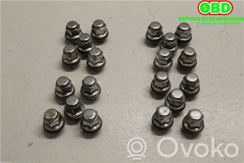 Mutterit/pultit   9094201033,9094201033