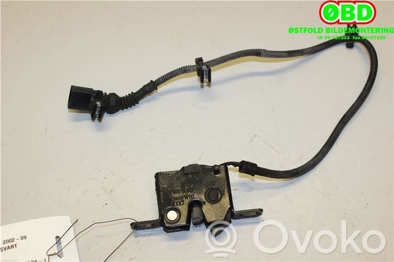 Audi A8 S8 D3 4E Engine bonnet/hood lock/catch 