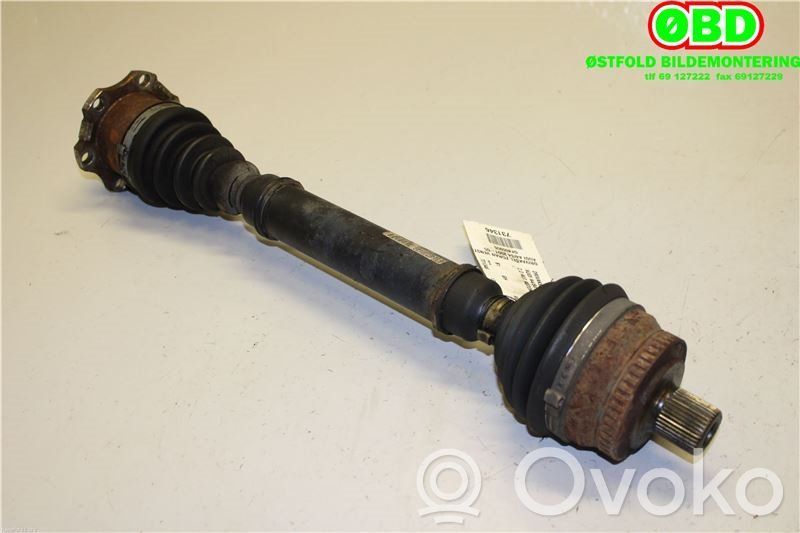 Audi A4 S4 B6 8E 8H Półoś przednia 