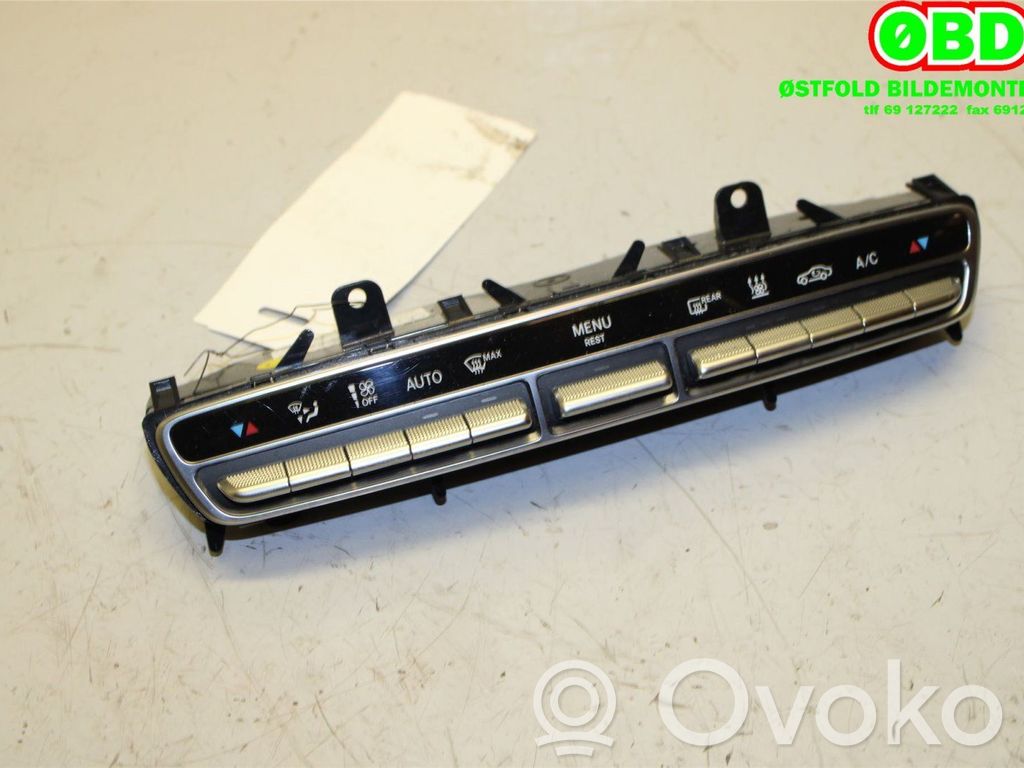 Mercedes-Benz C W205 Console centrale, commande chauffage/clim