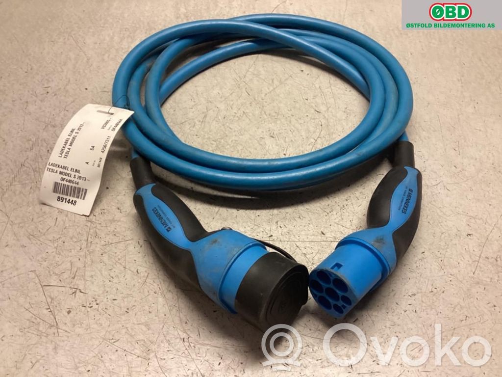 Kabel do ładowania samochodu elektrycznego
