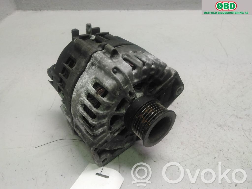 Mercedes-Benz CLS C218 X218 Alternator 