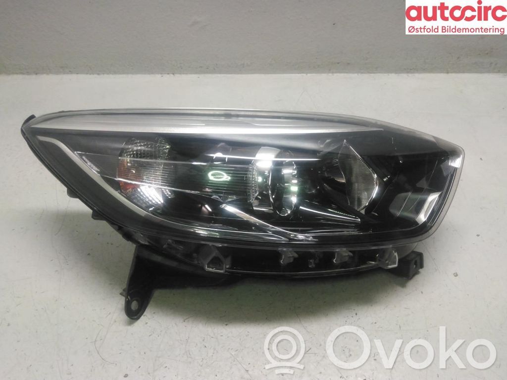 Renault Captur Headlight/headlamp 