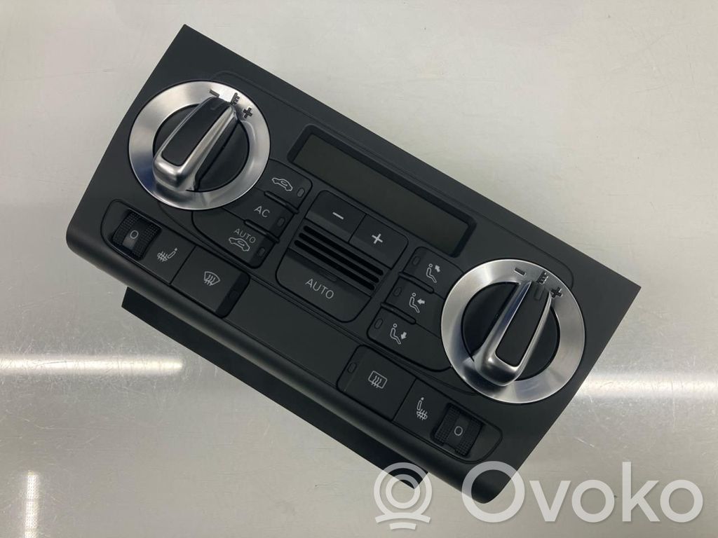 Audi A3 S3 8P Panel klimatyzacji / Ogrzewania 