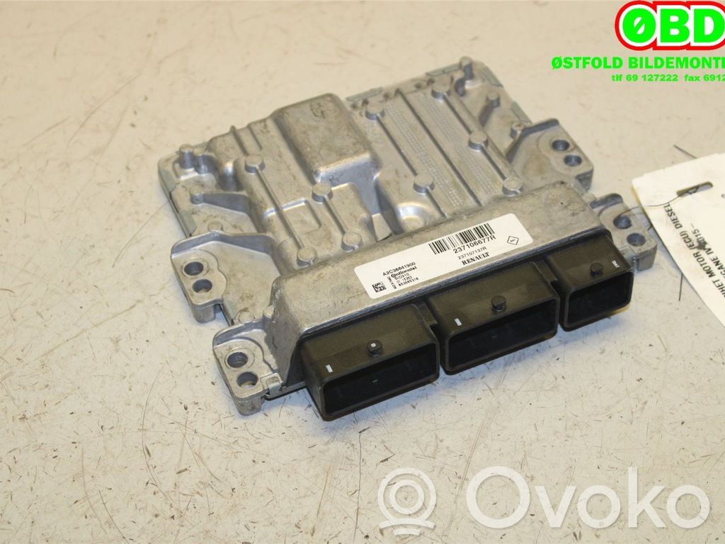 Engine control unit/module ECU   237106677R,237106677R,237106677R,237100151S,237106677R