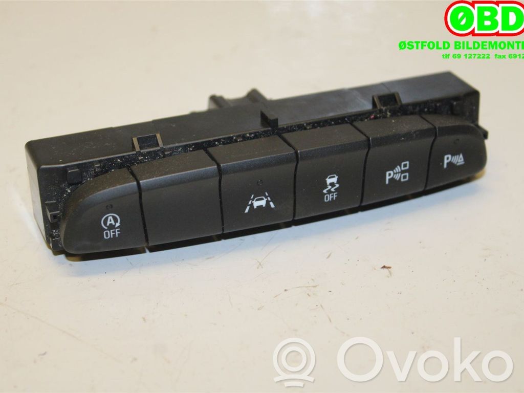 Opel Astra K Otros interruptores/perillas/selectores 