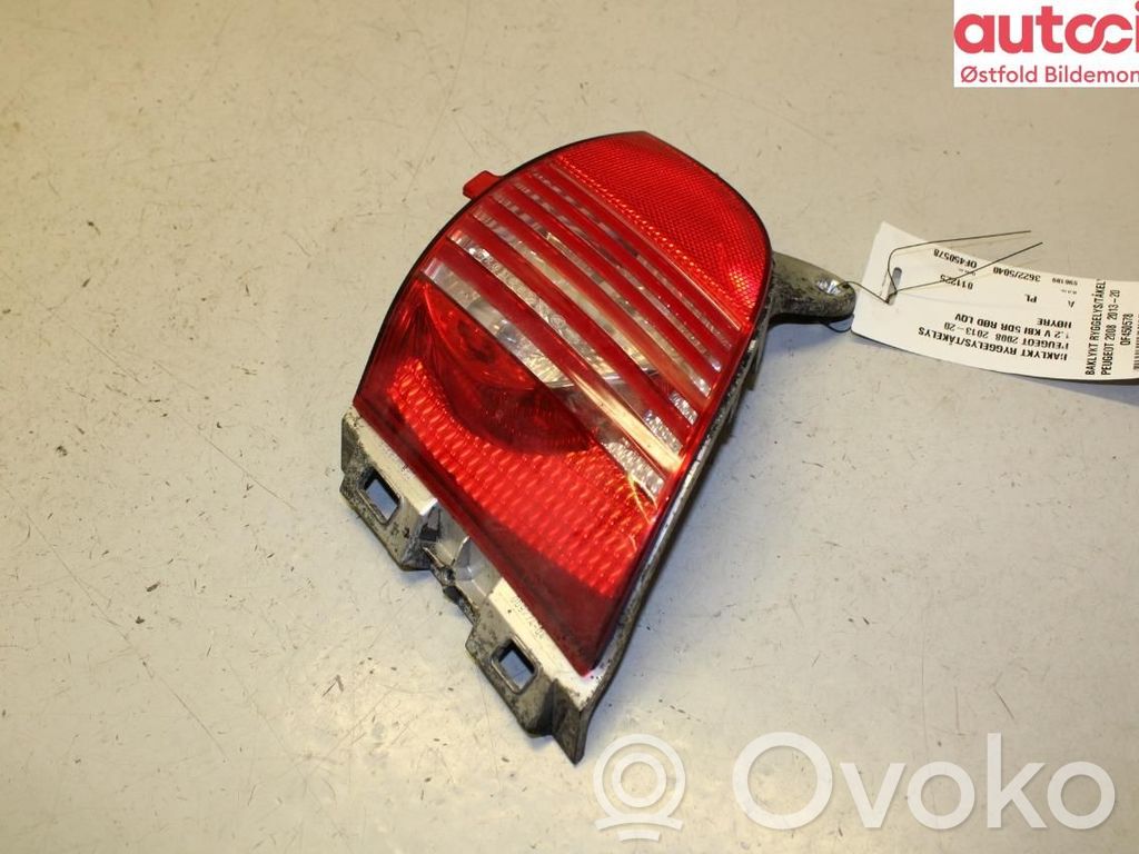 Peugeot 2008 I Rear bumper light 