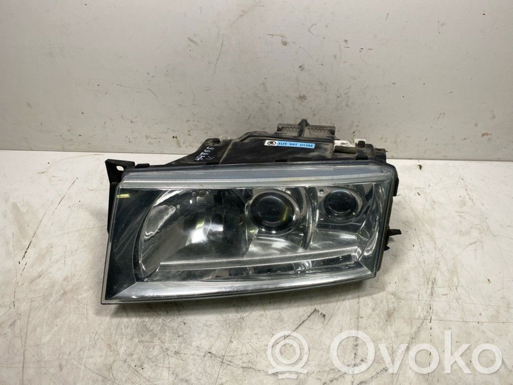 Skoda Octavia Mk1 (1U) Lampa przednia 