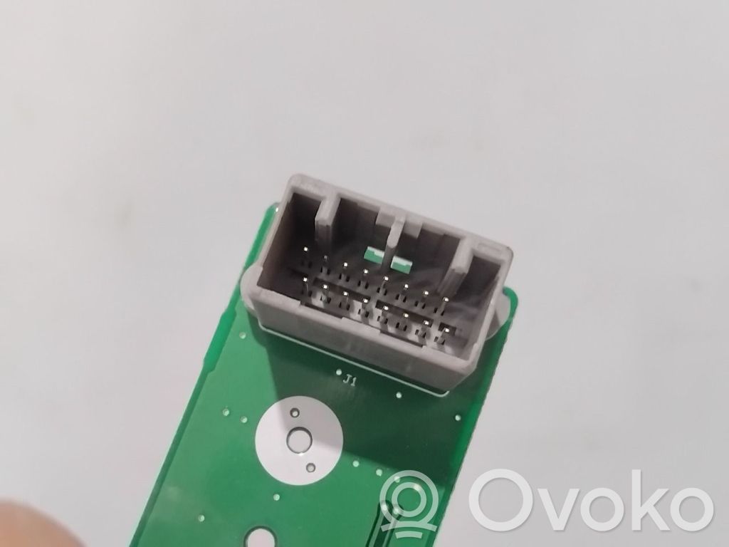 Citroen C4 Aircross Hazard light switch 