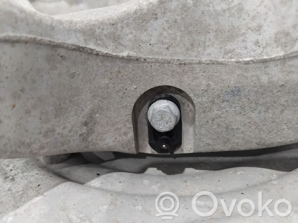 Tesla Model Y Achsschenkel vorne 
