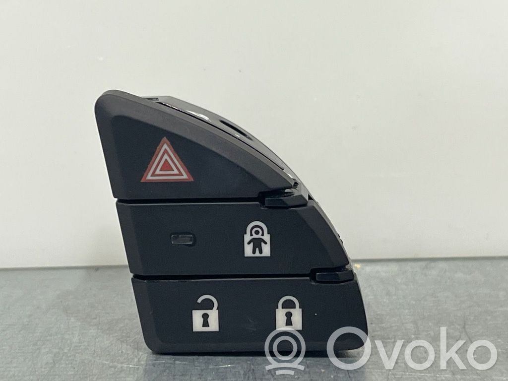 Saab 9-5 Hazard light switch 