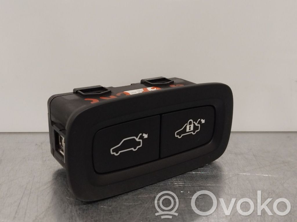 Volvo XC90 Interrupteur d'ouverture de coffre