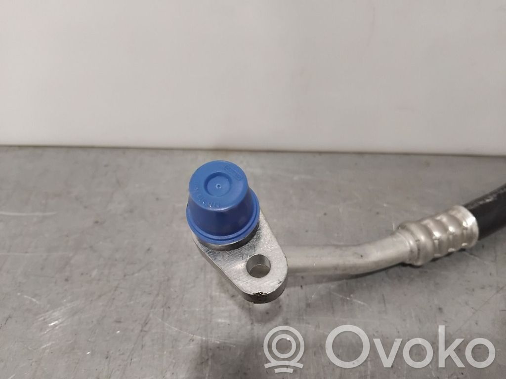 Renault Megane IV Ilmastointilaitteen putki (A/C) 