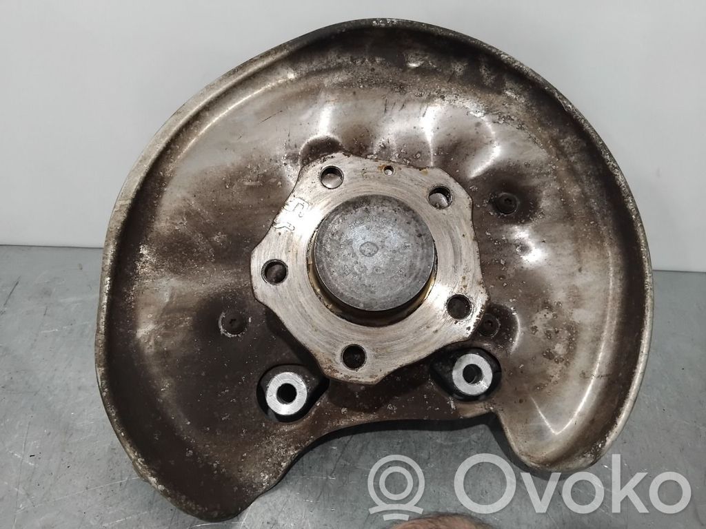 Audi A4 S4 B9 8W Braț cu fuzetă spate 