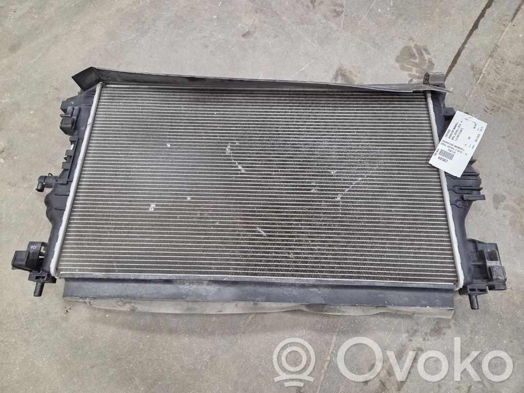 Opel Astra J Radiatore di raffreddamento 