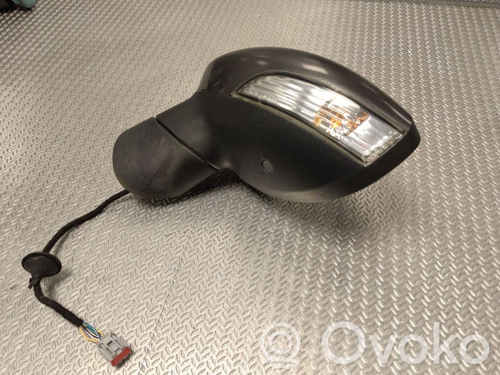 Ford Fiesta Specchietto retrovisore elettrico portiera anteriore 