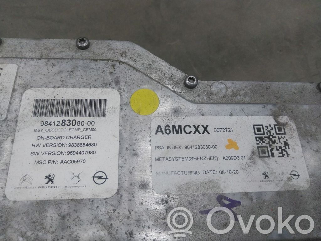Peugeot 2008 II Sähköauton latauskaapeli