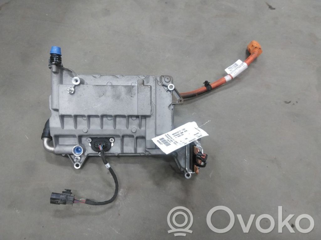 Peugeot 2008 II Inversor/convertidor de voltaje 