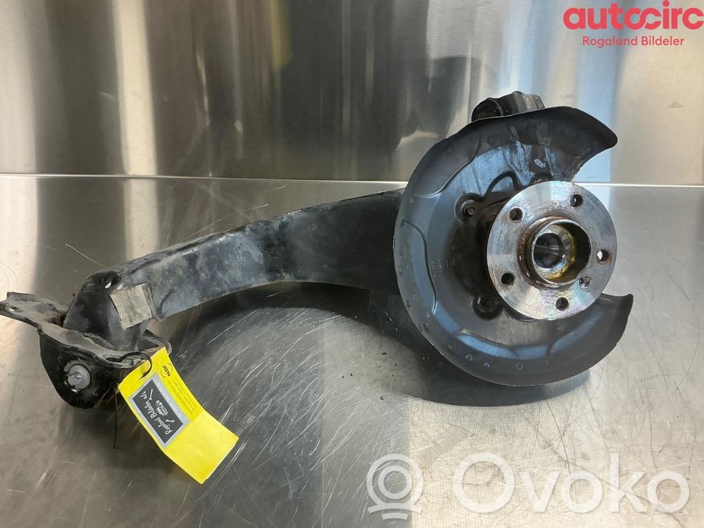 BMW X1 F48 F49 Braț cu fuzetă spate 