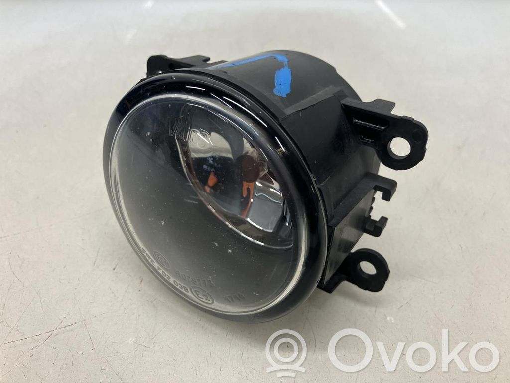 Suzuki Vitara (LY) Luz de niebla delantera 
