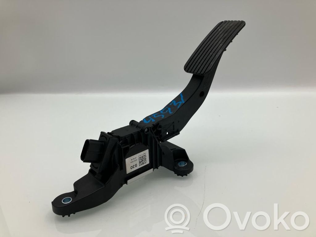 Hyundai Kona II Gaspedal 