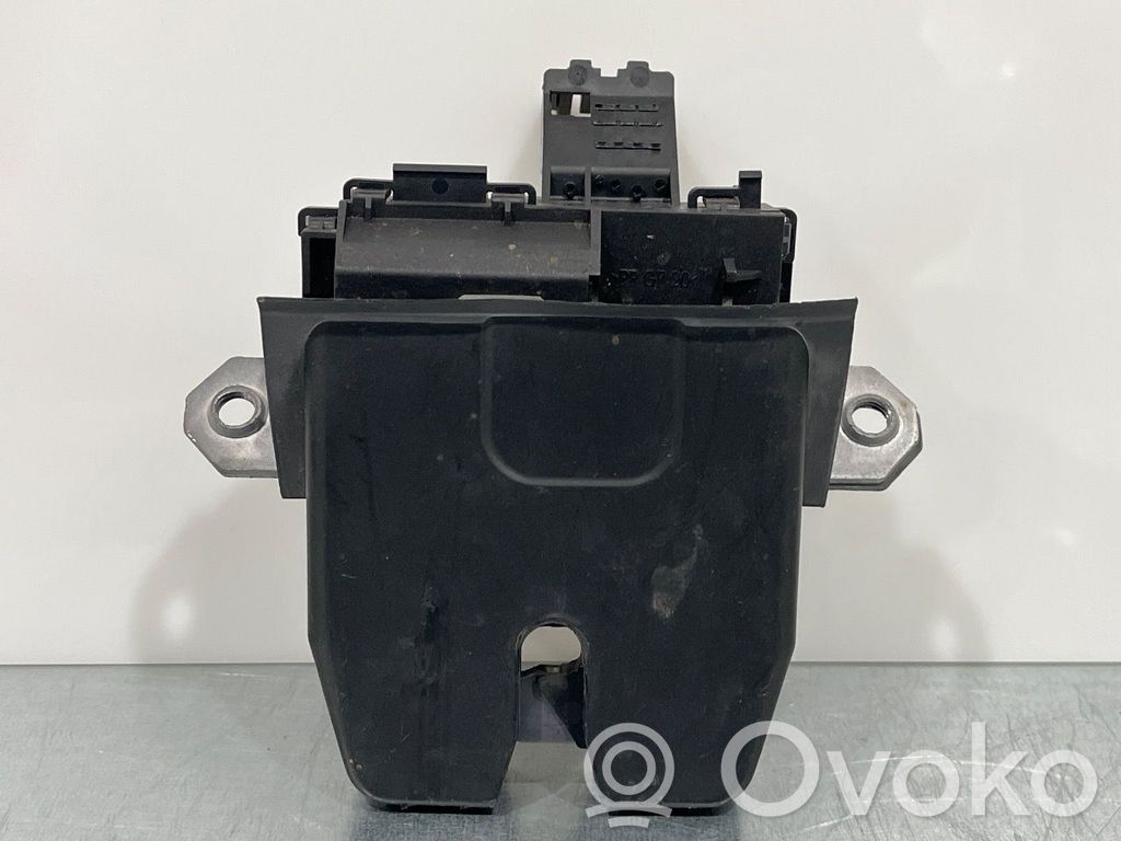 Ford Mondeo MK IV Loquet de verrouillage de hayon