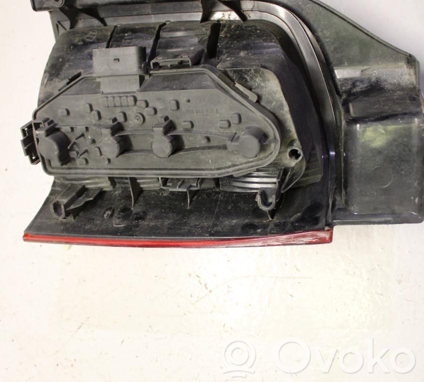 Volkswagen Transporter - Caravelle T5 Rückleuchte Heckleuchte 