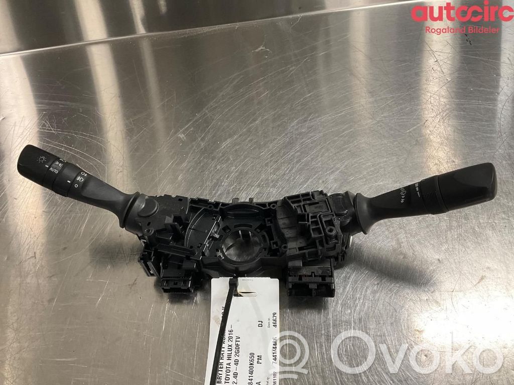 Toyota Hilux (AN120, AN130) Comutator/buton multifuncțional 
