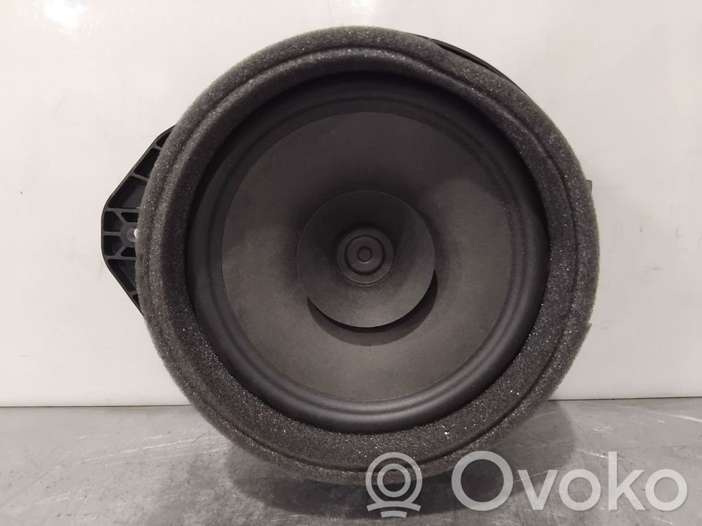 Opel Astra K Etuoven kaiutin 