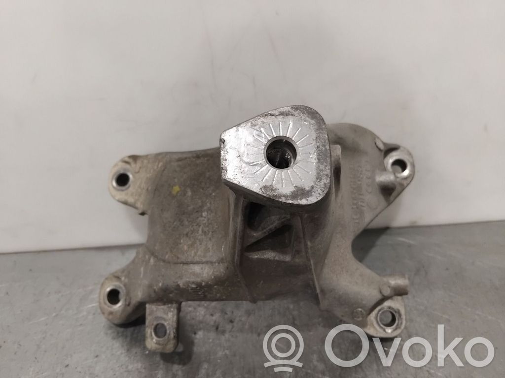 Engine mount bracket   8K0199308BD,8K0199308BT,8K0199308BT,8K0199308BD,8K0199308BT