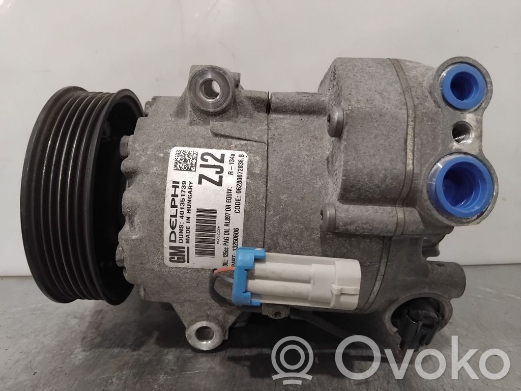 Opel Astra J Kompresor / Sprężarka klimatyzacji A/C 