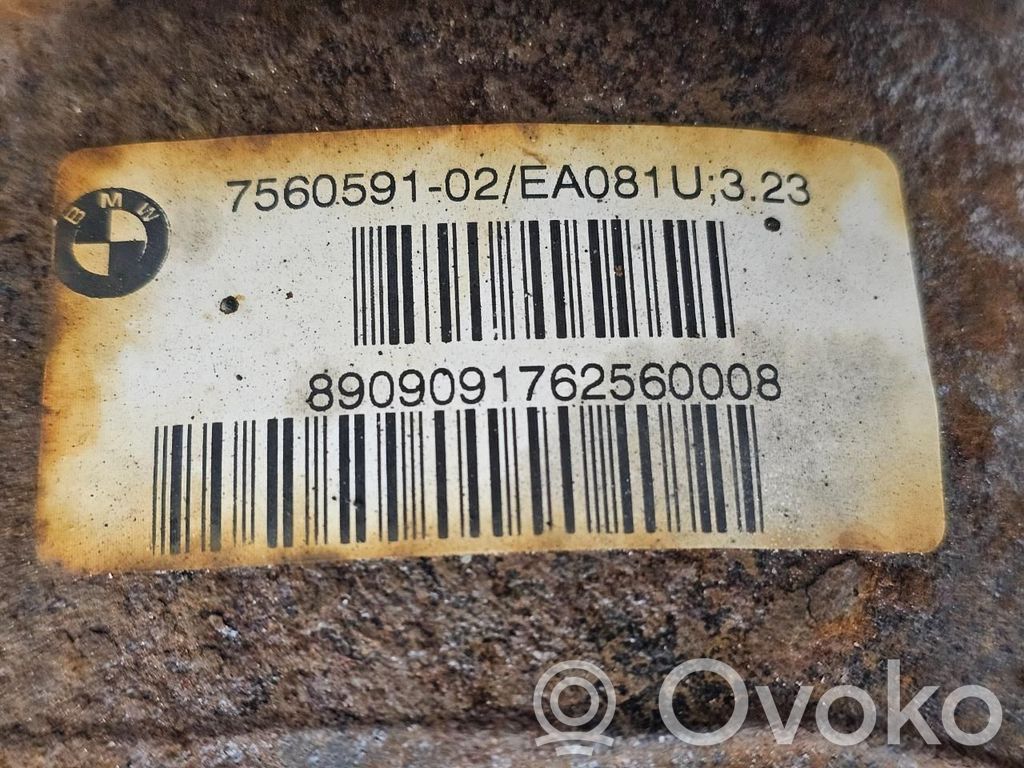 Poutre d'essieu arrière   33107560592,756059102,756059102,33107560592,756059102