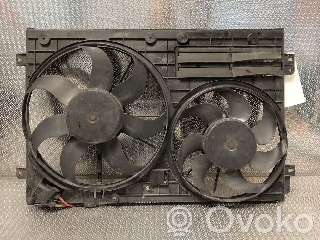 Skoda Yeti (5L) Suport ventilator radiator 