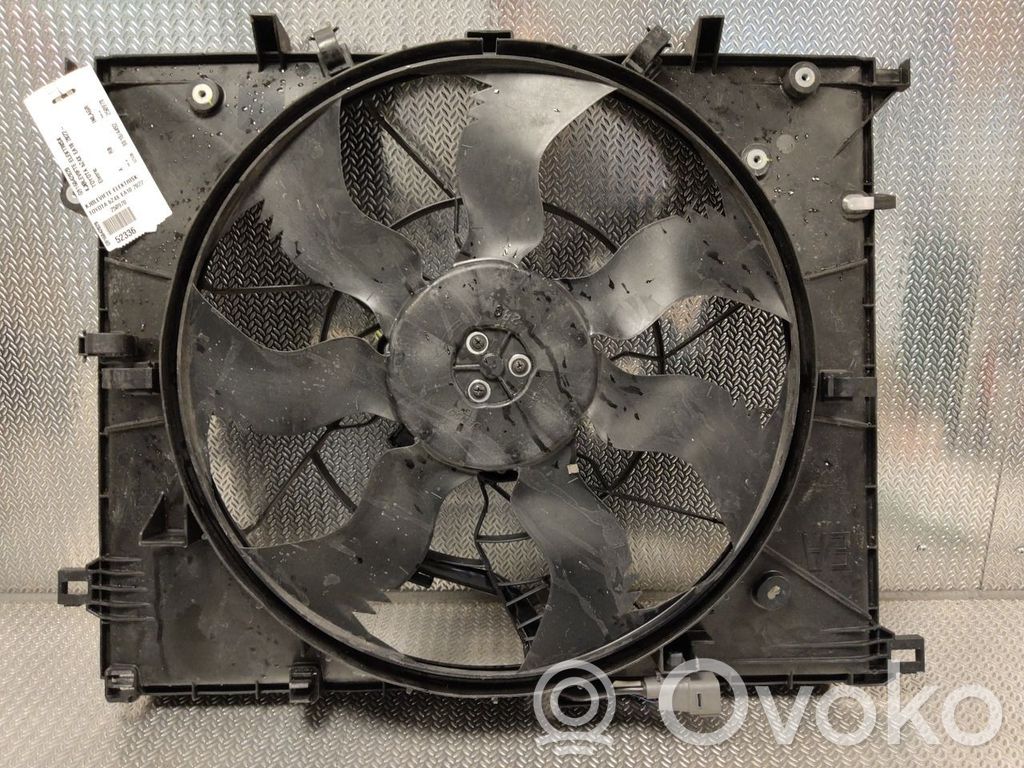 Toyota bZ4X Lüfterzarge 