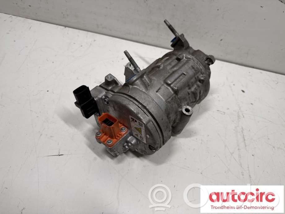Ford E-Transit Air conditioning (A/C) compressor (pump) 