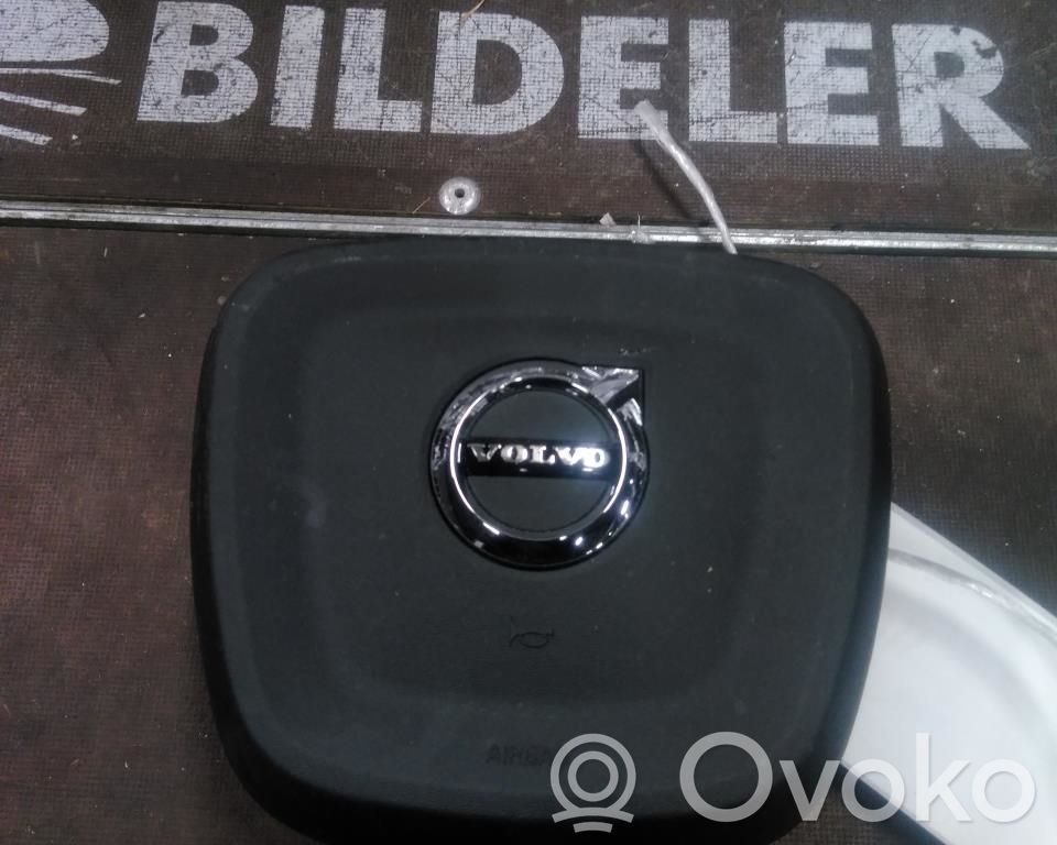 Volvo XC40 Airbag dello sterzo 