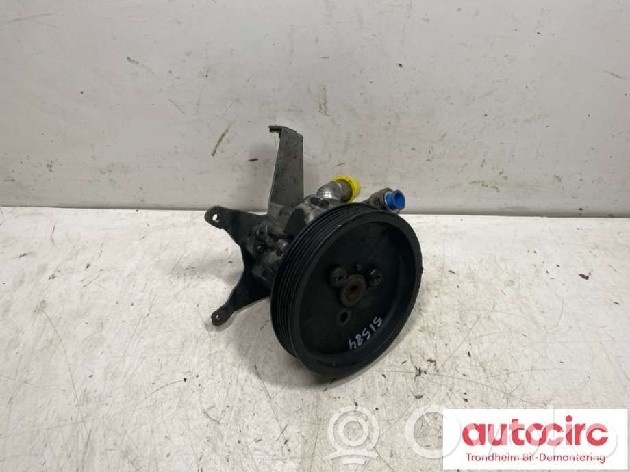 BMW 5 E60 E61 Power steering pump 