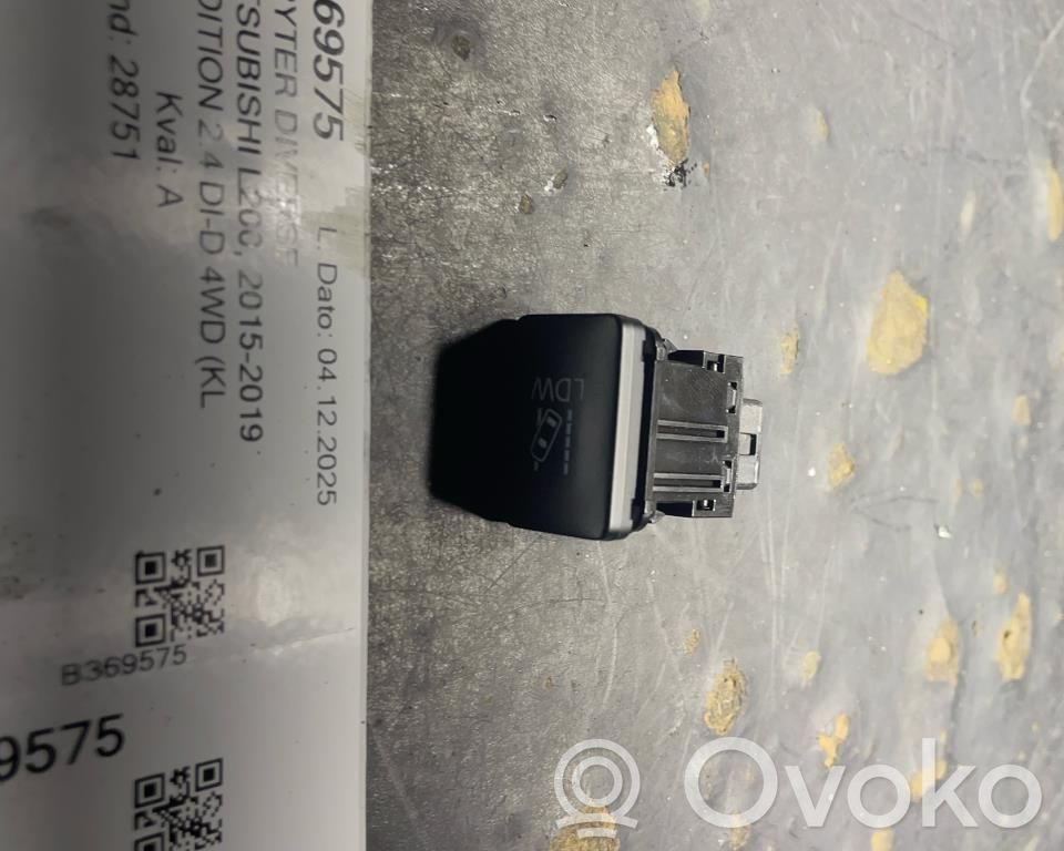 Mitsubishi L200 Otros interruptores/perillas/selectores 