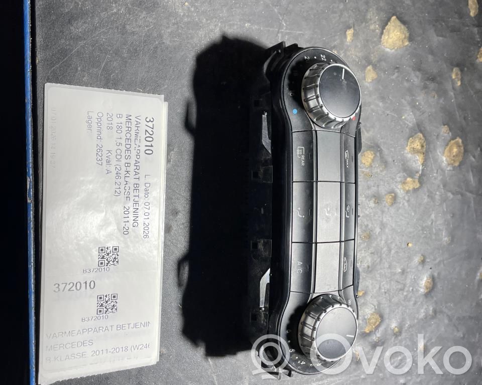 Mercedes-Benz B W246 W242 Panel klimatyzacji / Ogrzewania 