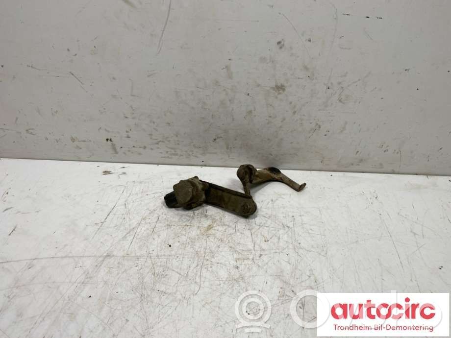 Mazda CX-5 Rear height level sensor lever 