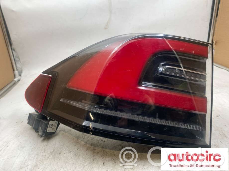 Tesla Model X Takavalot 