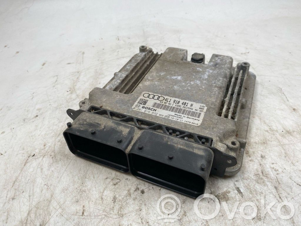 Audi Q7 4L Unitate control motor/modul ECU 