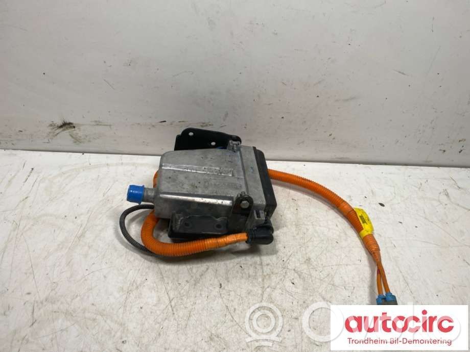 Tesla Model S Electric battery heater 